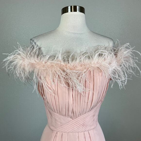 Eliza J Off the Shoulder Evening Gown Size 12 Pink Chiffon Feather Trim A-Line - Picture 6 of 12